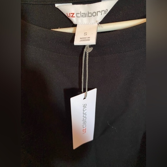 Liz Claiborne Black Women’s Long Sleeve Shirt Scoop Neck & Gold Buttons sleeve - Picture 3 of 4